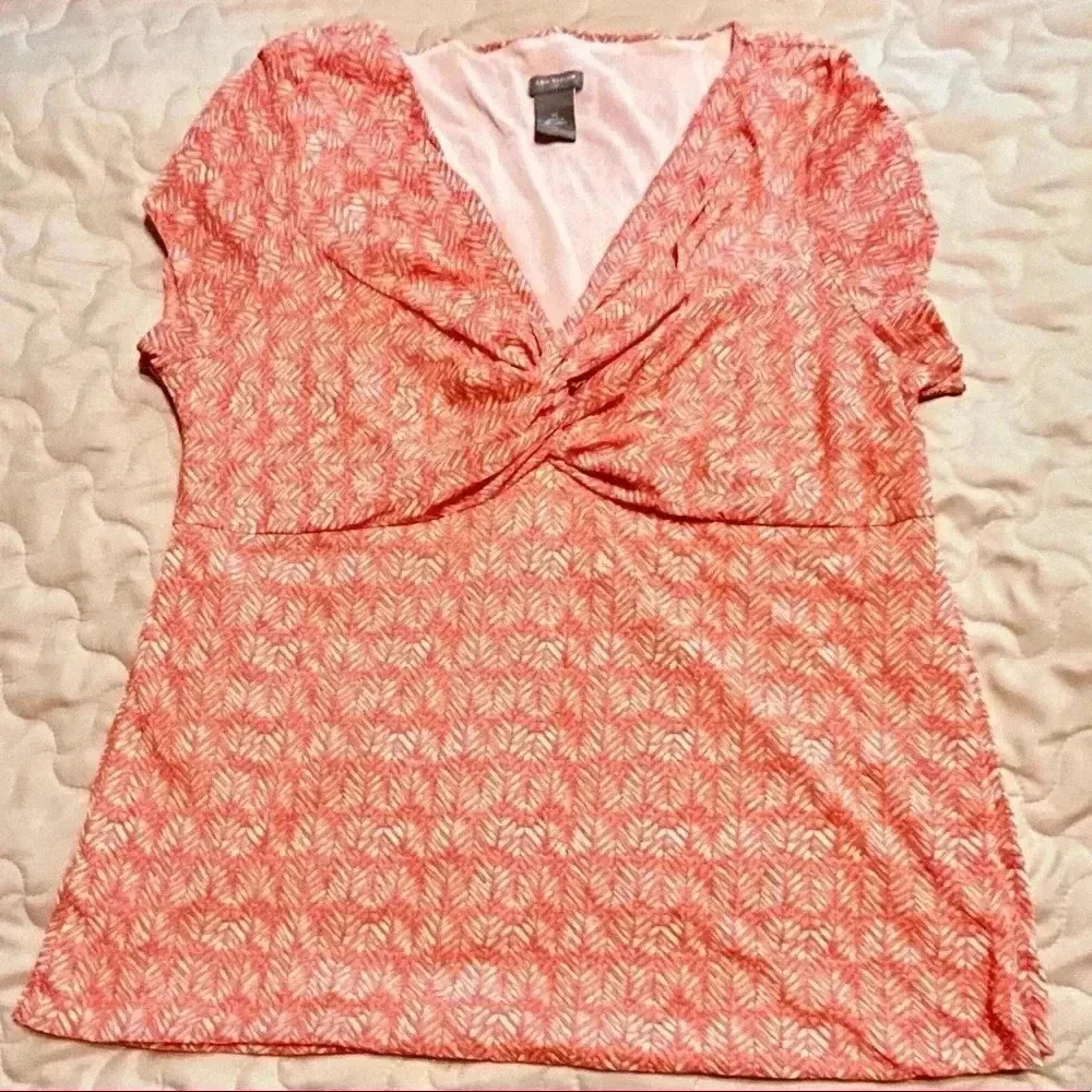 Ann Taylor Coral and White Twist Front Short Sleeve Top